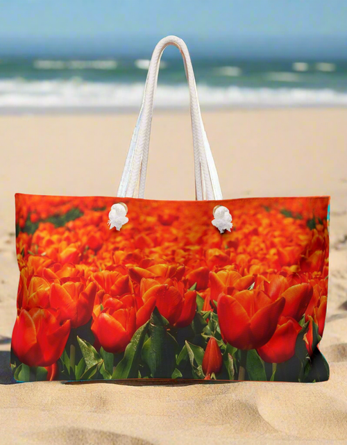 Load image into Gallery viewer, Weekender bag with tulips
